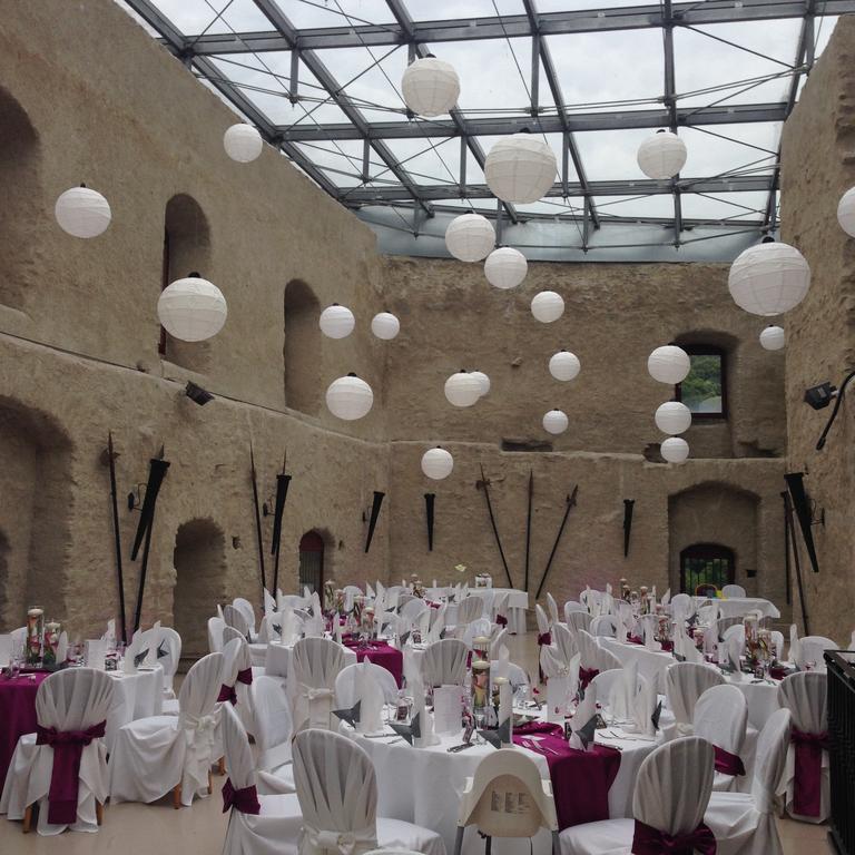 Hotel-Restaurant Zur Krone Loehnberg ภายนอก รูปภาพ